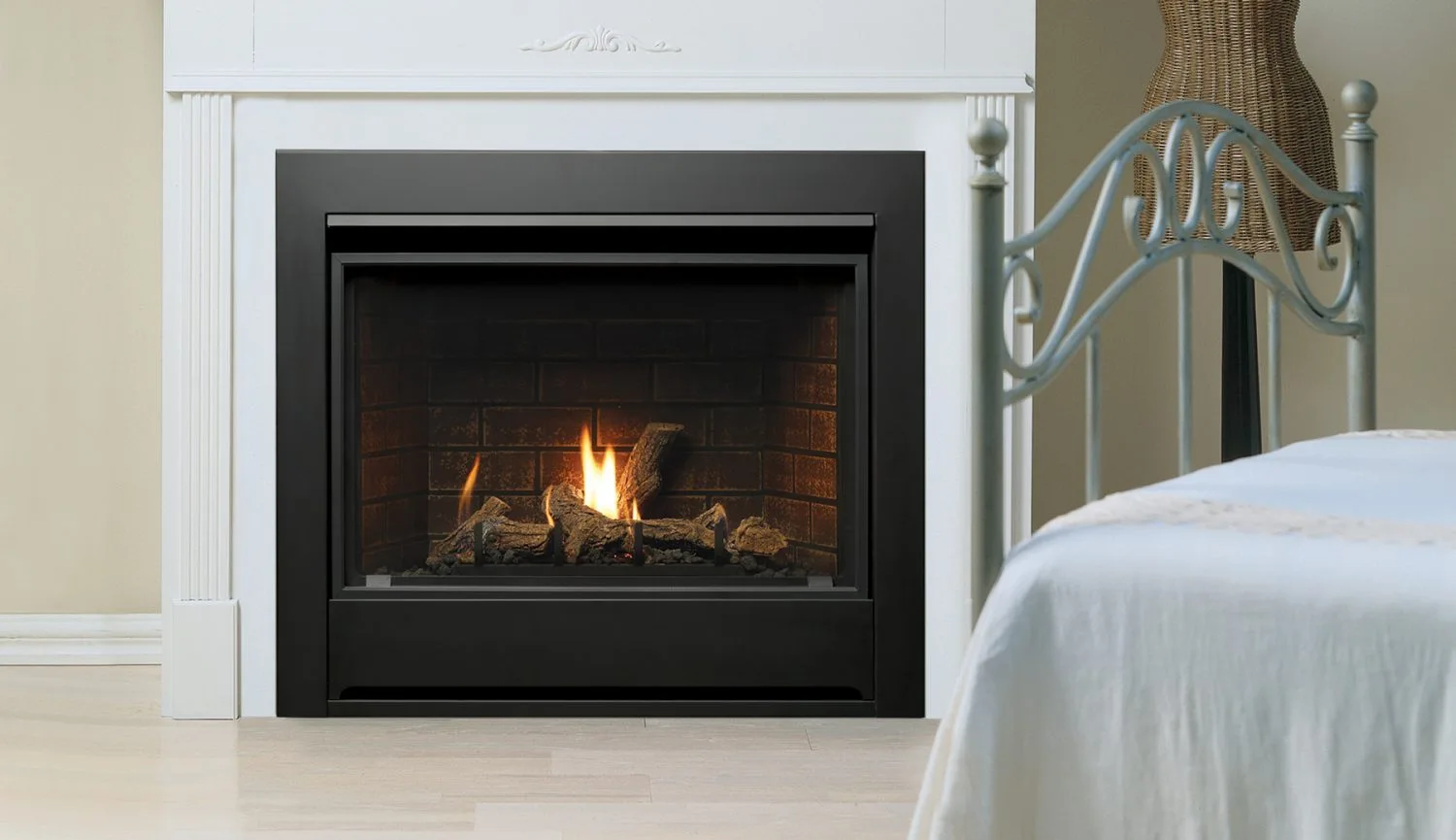 Manufacturer gallery — configurations and optional accessories may vary
